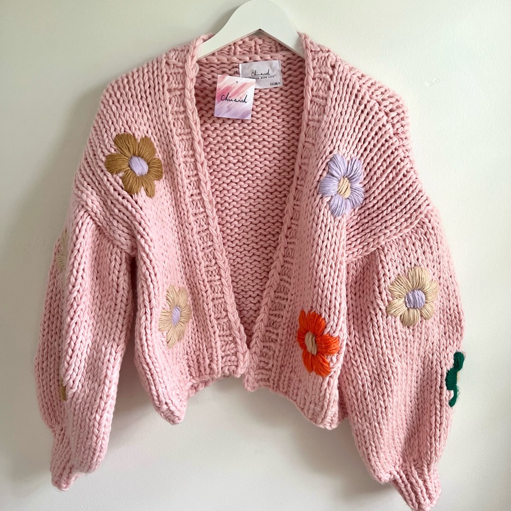 NWT Chicwish STITCH FLOWERS CHUNKY CARDIGAN